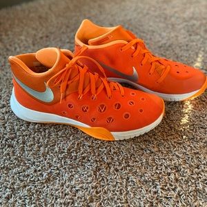 Nike Zoom sz  men’s 12/woman’s 10.5, orange
